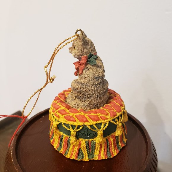 Vintage Silvestri Grey Cat Christmas Ornament Ottoman Pouf Resin 3" Tall - Read - Picture 3 of 11